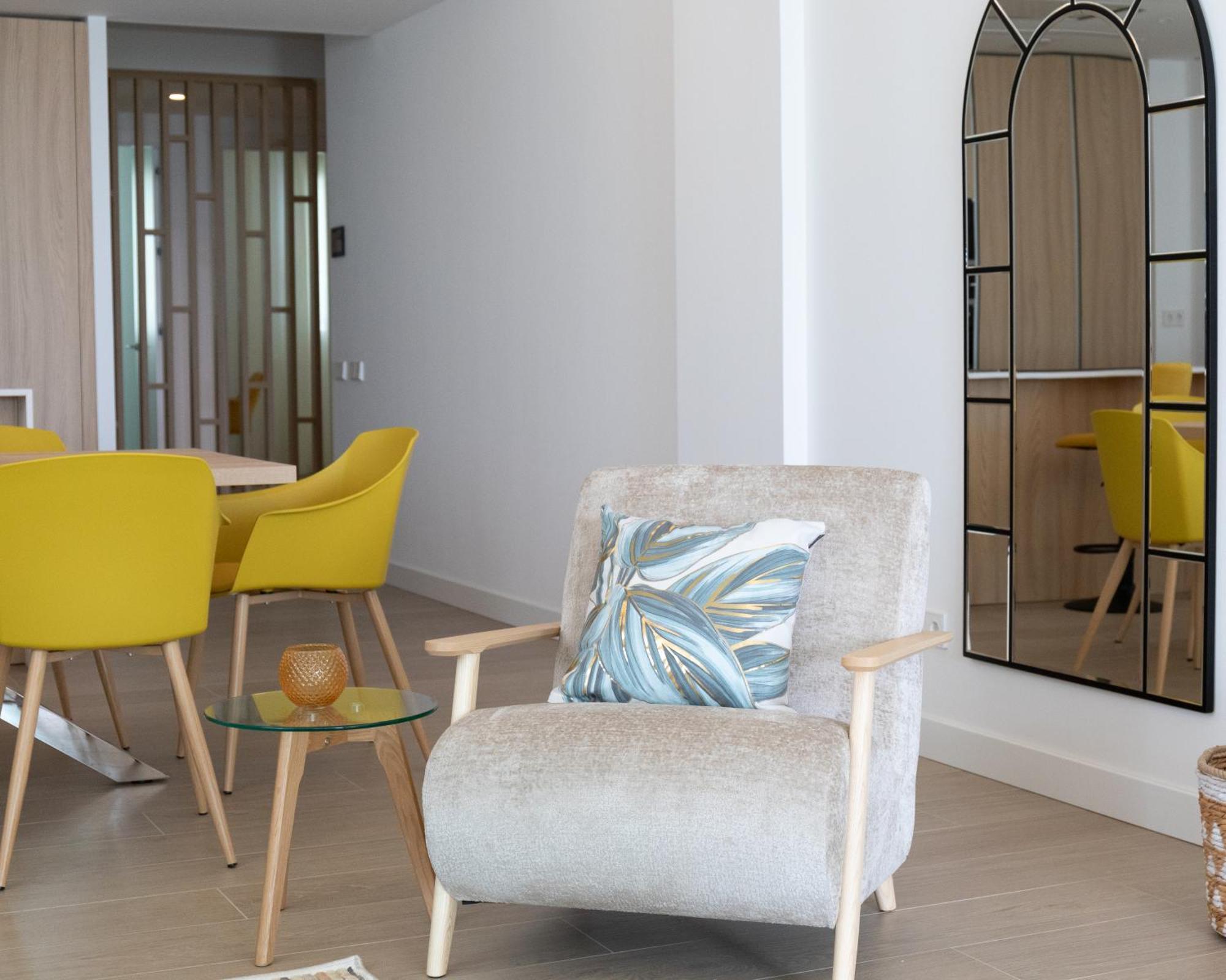 Elegant 3 Bedroom Next To Santa Clara Golf Apartemen *